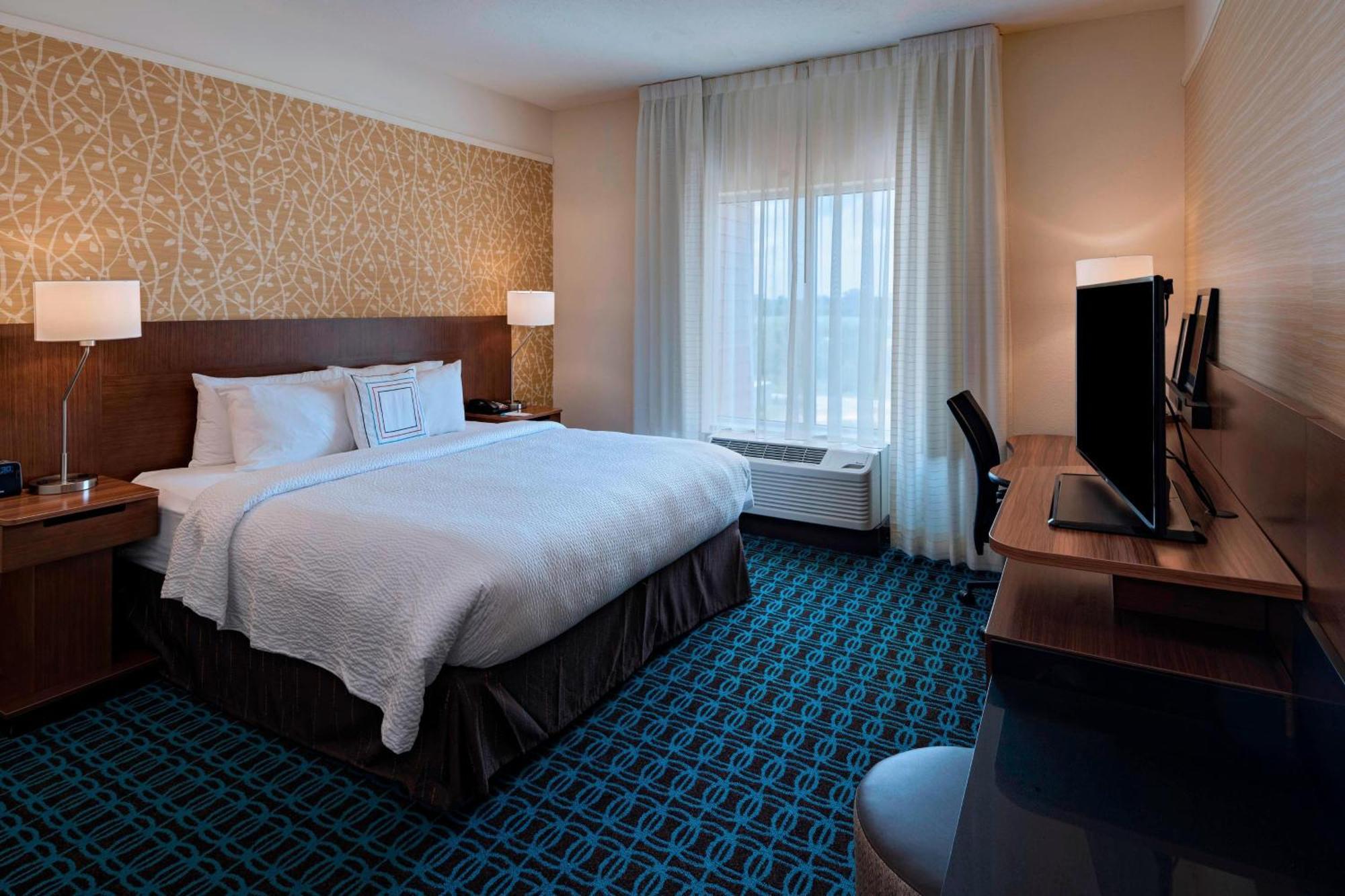 Fairfield Inn & Suites By Marriott Dublin Exterior photo