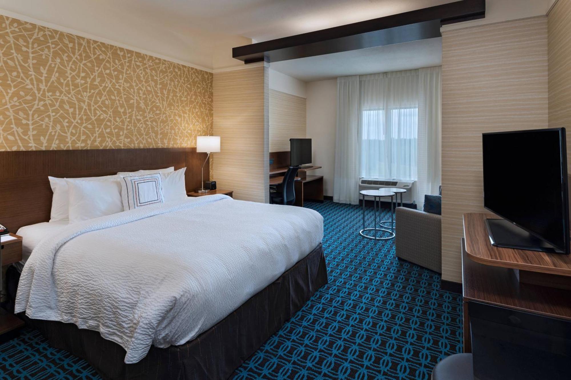 Fairfield Inn & Suites By Marriott Dublin Exterior photo