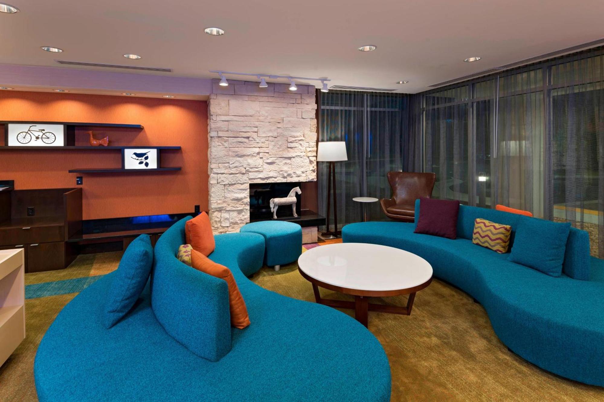 Fairfield Inn & Suites By Marriott Dublin Exterior photo